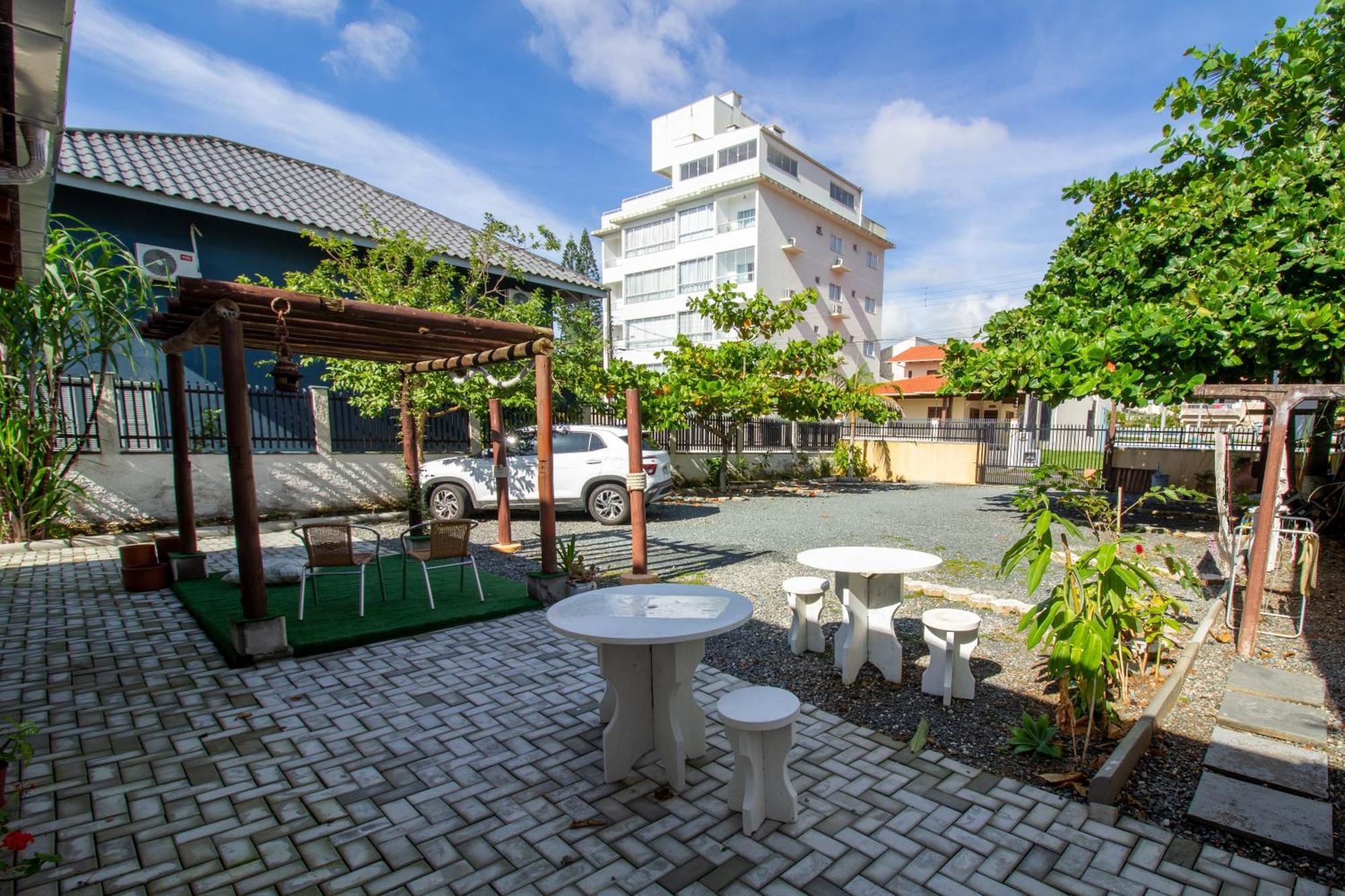 Conves Suites Пення Екстер'єр фото